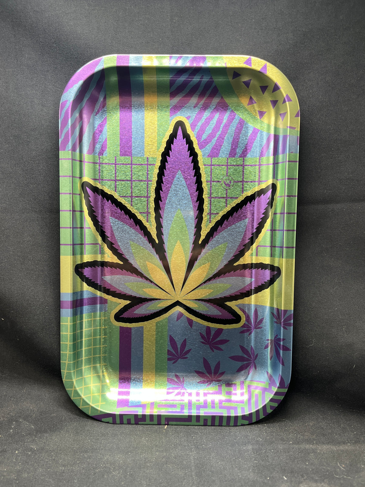 TRAY “Small Leaves 36 2/4“