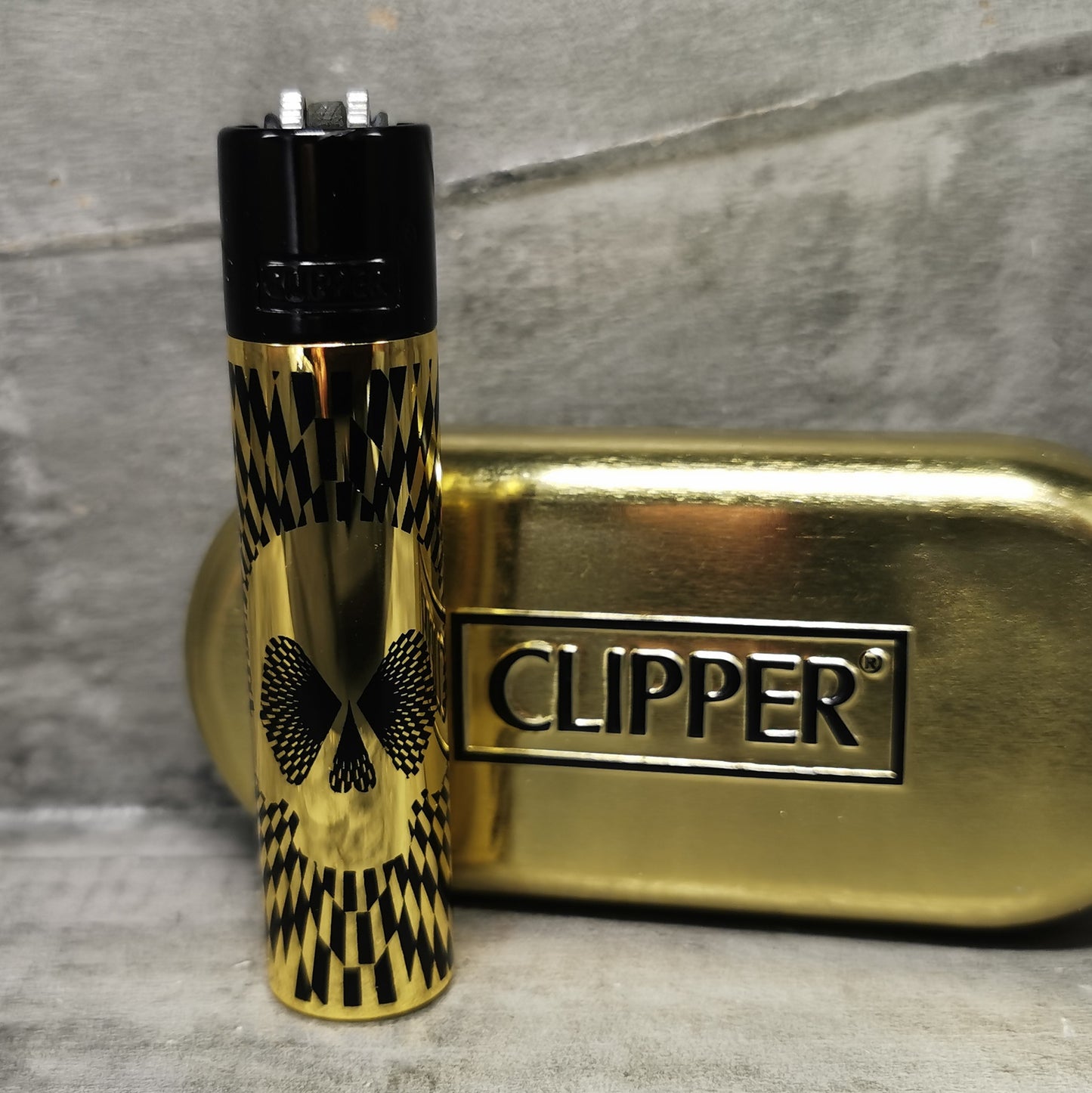 Clipper Metall "Amazing Skull" incl. Box