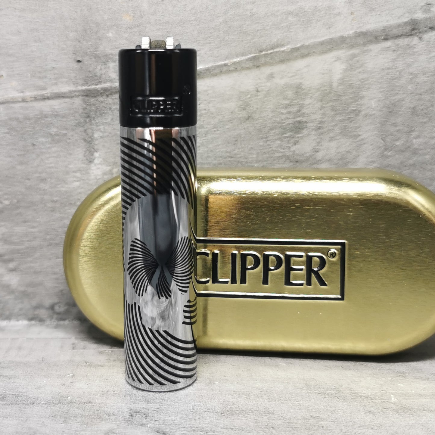 Clipper Metall "Amazing Skull" incl. Box